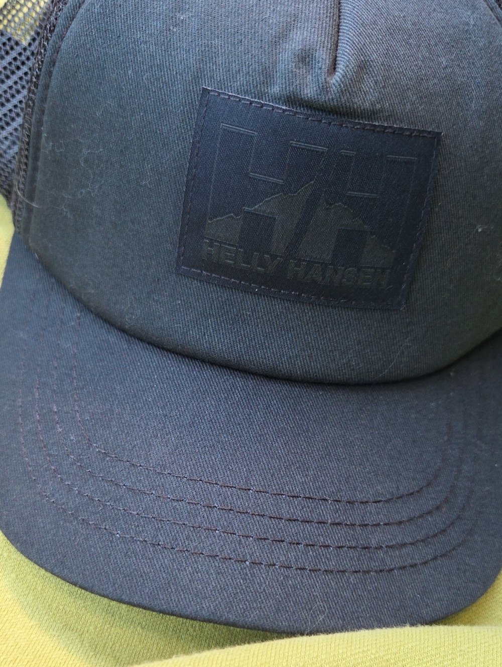 Helly Hansen Black Mesh-Back Logo Cap